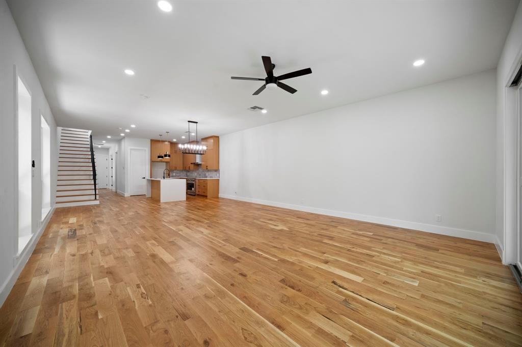 732 Cedar Hill Ave, Dallas, TX 75208 photo
