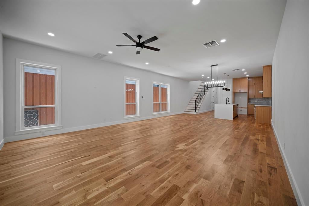 732 Cedar Hill Ave, Dallas, TX 75208 photo