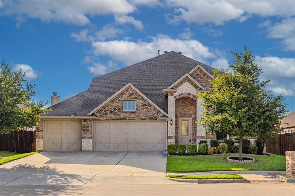 5713 New Ballinger Dr, Denton, TX 76226