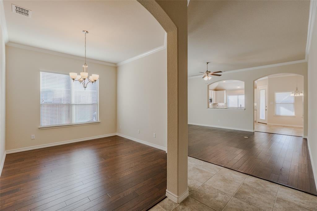5713 New Ballinger Dr, Denton, TX 76226 photo