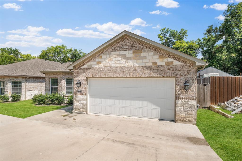 899 E Jefferson St, Van Alstyne, TX 75495 photo