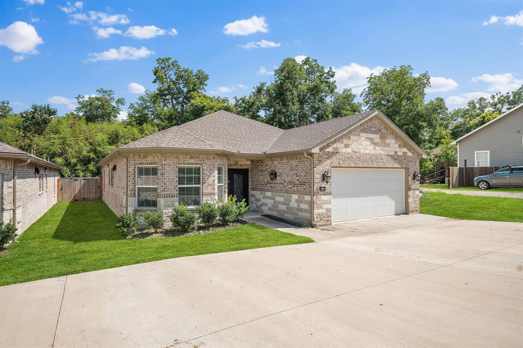 899 E Jefferson St, Van Alstyne, TX 75495 photo