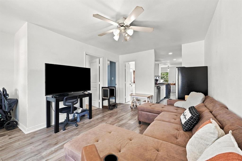 298 7 St, Honey Grove, TX 75446 photo