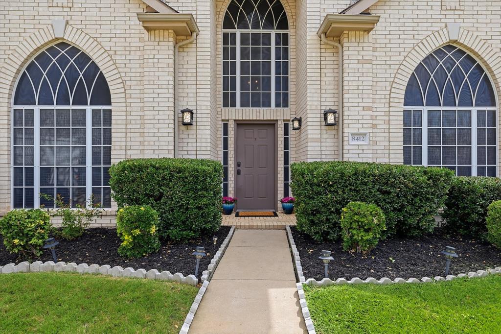 8412 Island Ct, Fort Worth, TX 76137 photo