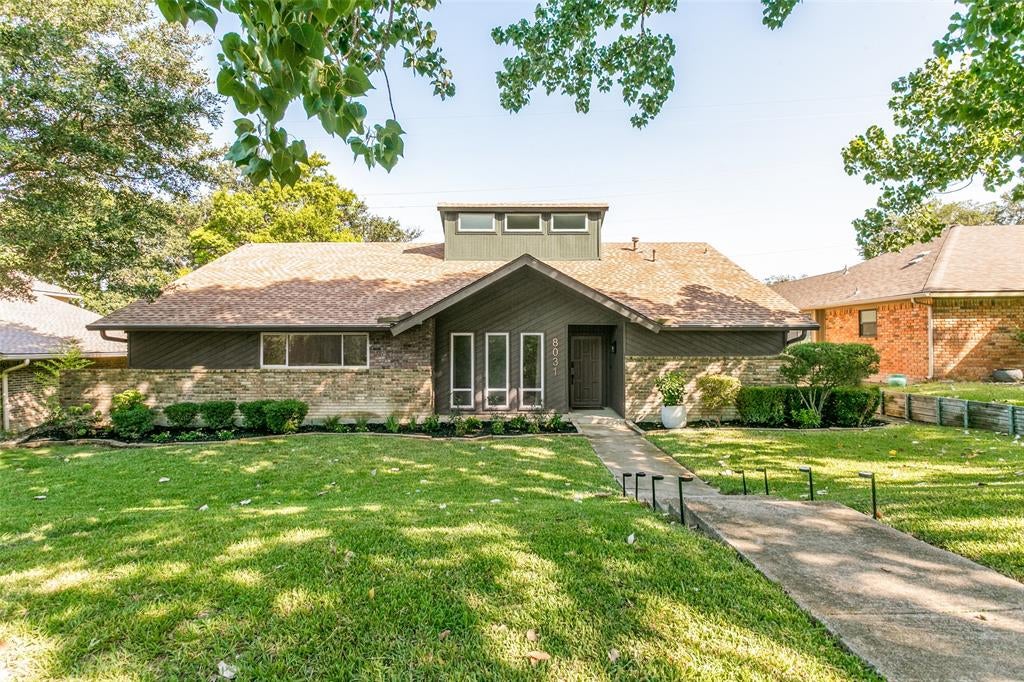 8031 Moss Meadows Dr, Dallas, TX 75231