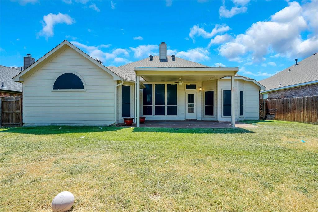 117 Fort Edward Dr, Arlington, TX 76002 photo