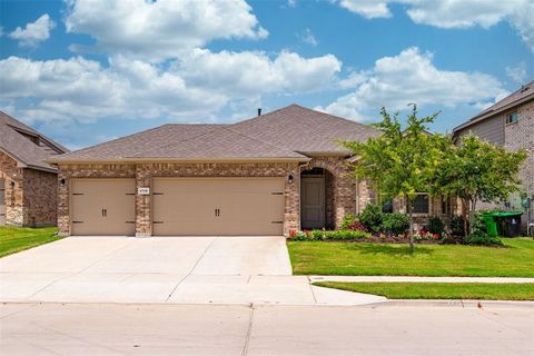 Single Family Residence in Haslet TX 1716 Bellatrix Drive.jpg
