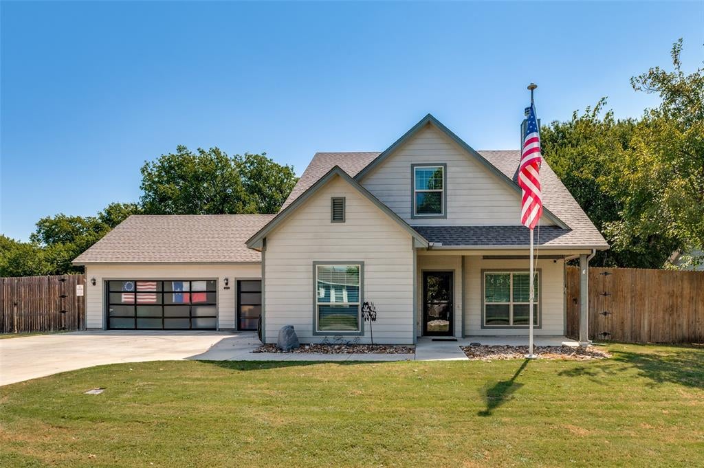 909 Cope St, Mansfield, TX 76065