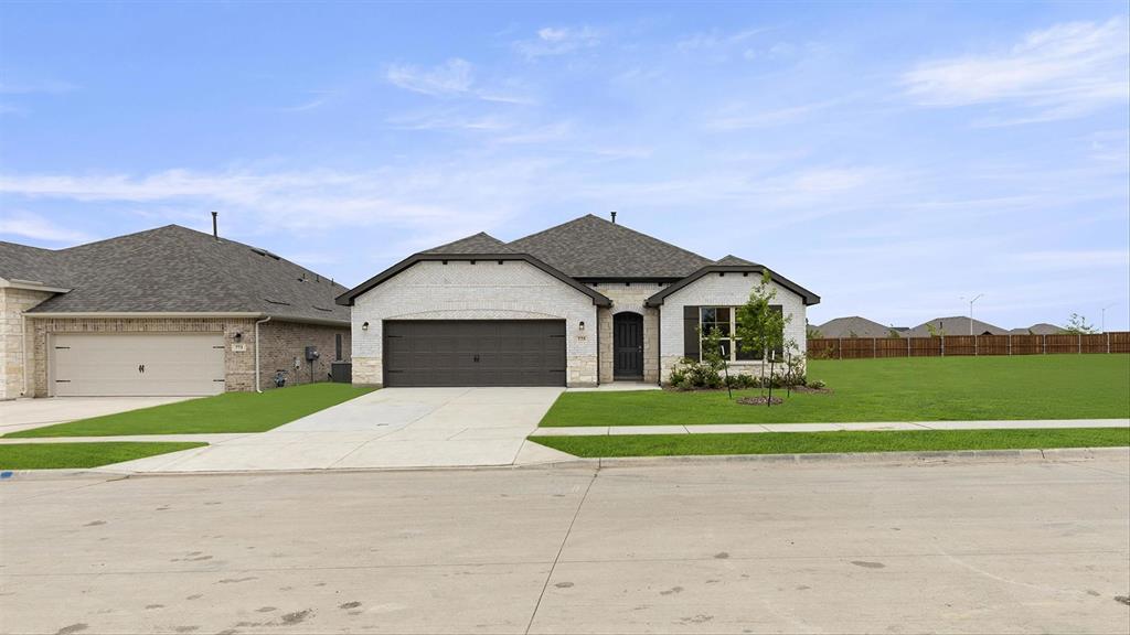 2233 Sheppards Ln, Waxahachie, TX 75167
