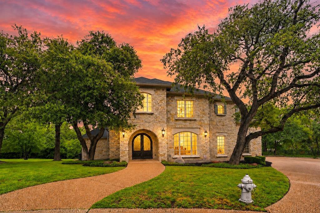 1012 Brae Ct, Fort Worth, TX 76111 photo