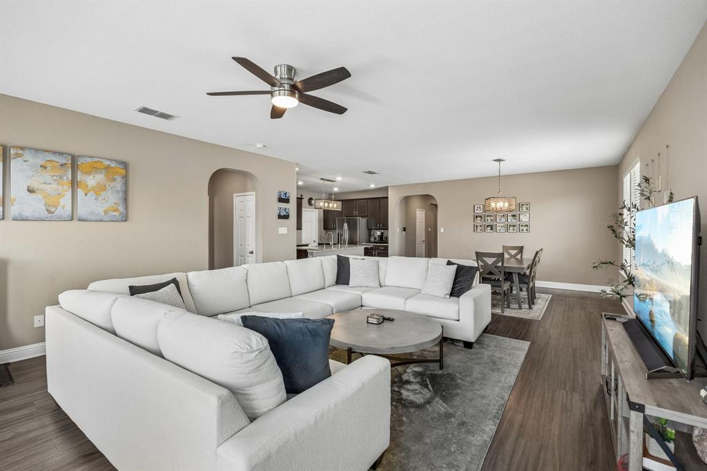 636 Fox View Dr, Fort Worth, TX 76131 photo