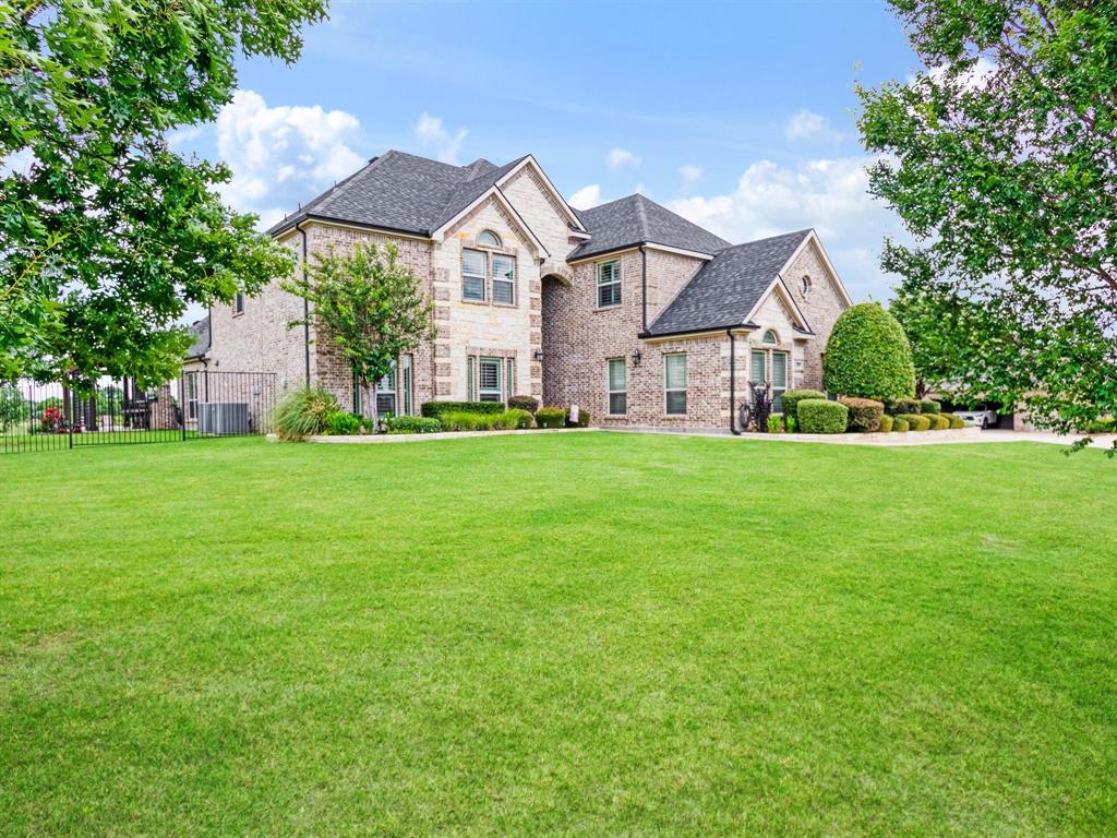 178 Las Colinas Trl, Cross Roads, TX 76227 photo