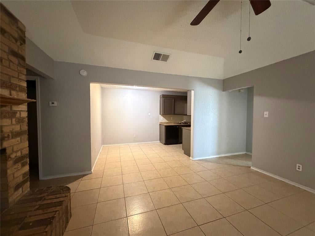 1712 San Rafael St, Fort Worth, TX 76134 photo