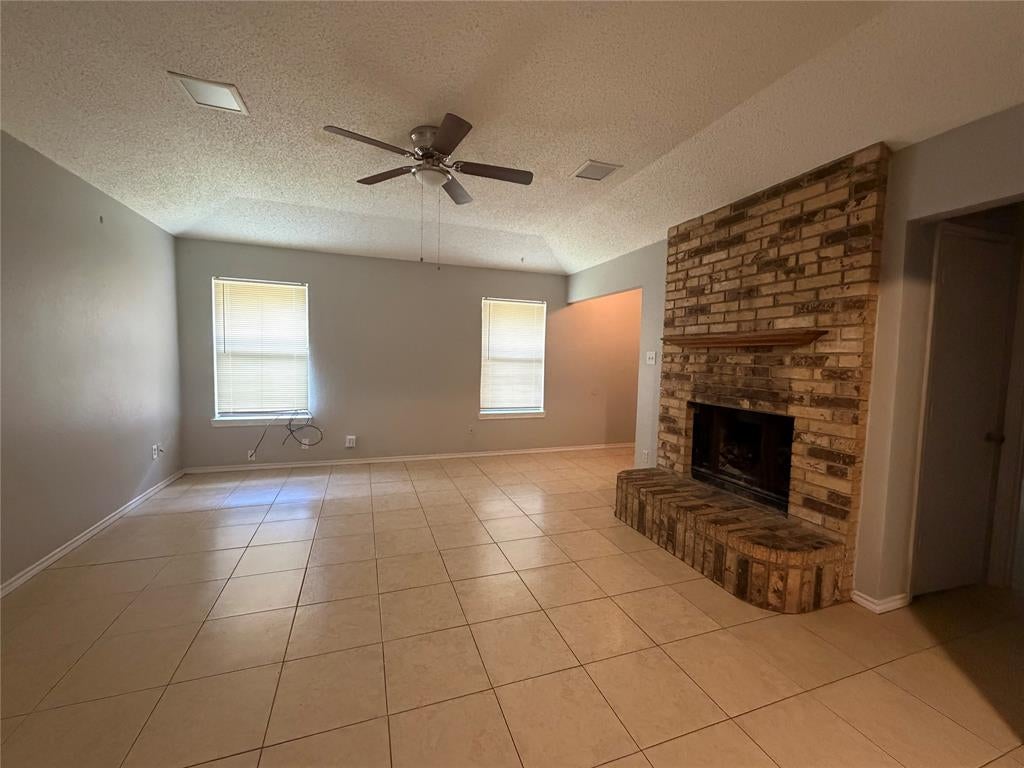 1712 San Rafael St, Fort Worth, TX 76134 photo