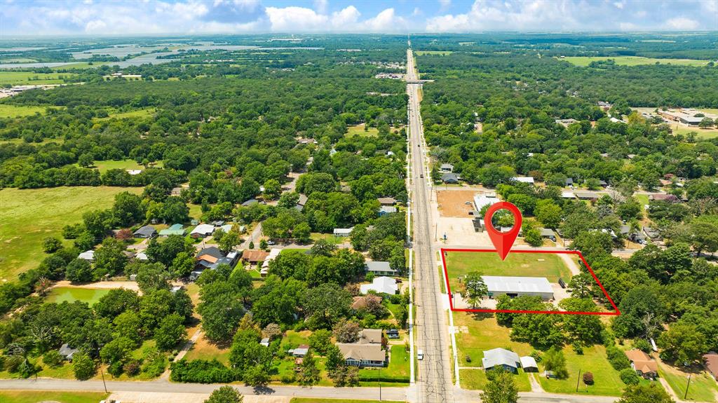 2750 Bonham St, Paris, TX 75460