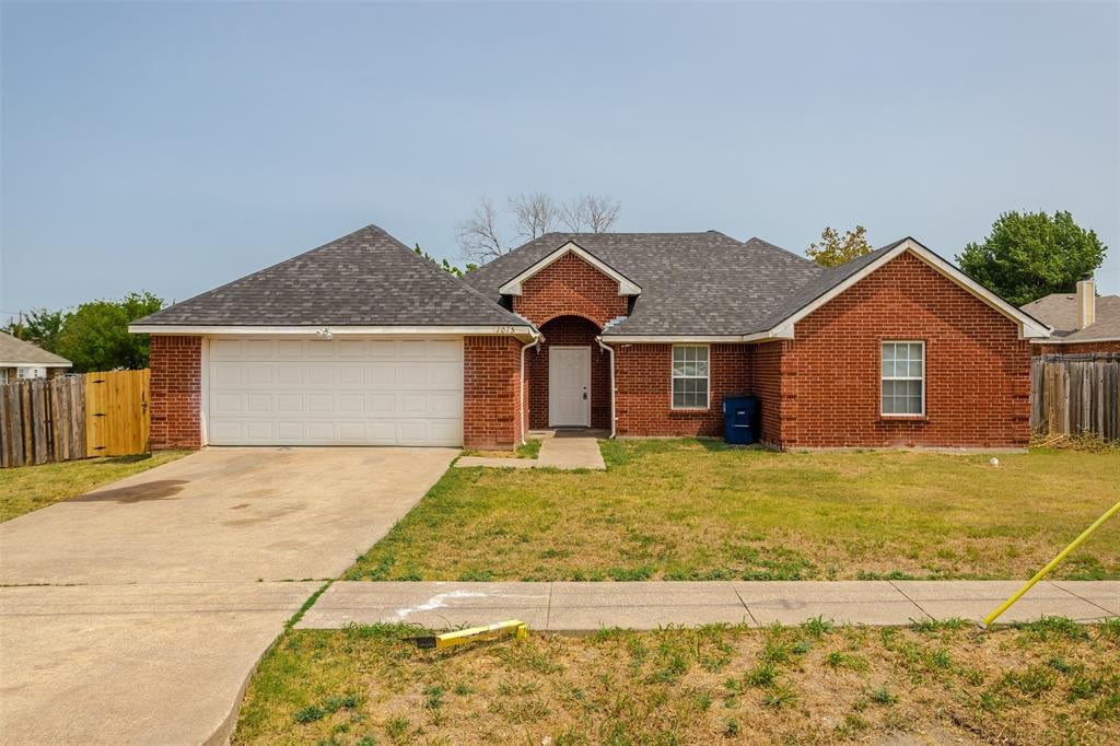1015 Balkan Dr, Lancaster, TX 75134 photo