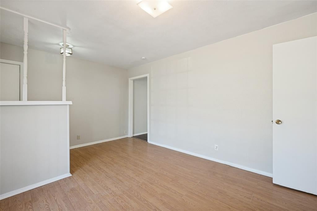 329 Deer Creek Rd, Everman, TX 76140 photo