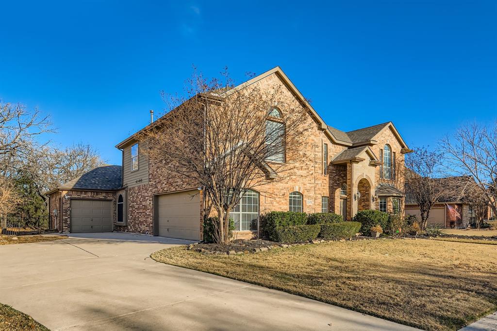 2207 Creekedge Ct, Corinth, TX 76210 photo