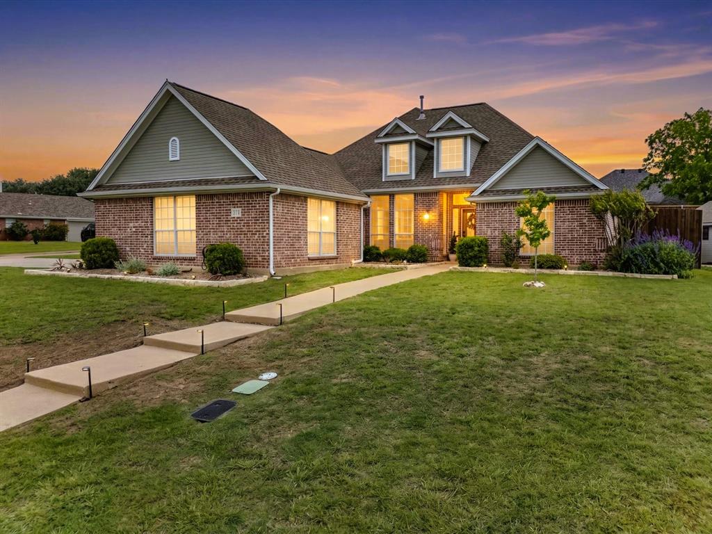 121 Daisey Ln, Justin, TX 76247 photo