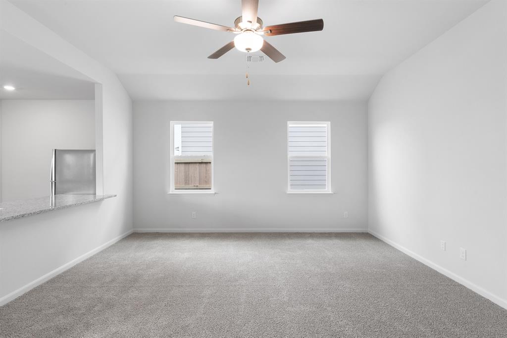 945 Cawthorne Trl, Fort Worth, TX 76108 photo