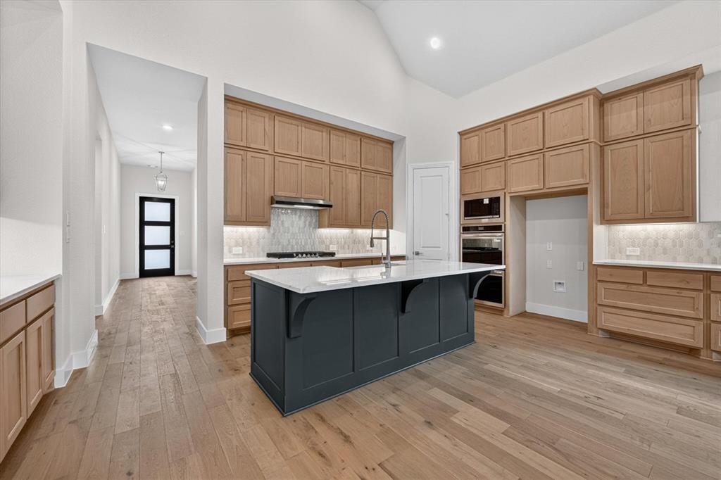 948 Schuberts Rd, Fort Worth, TX 76247 photo