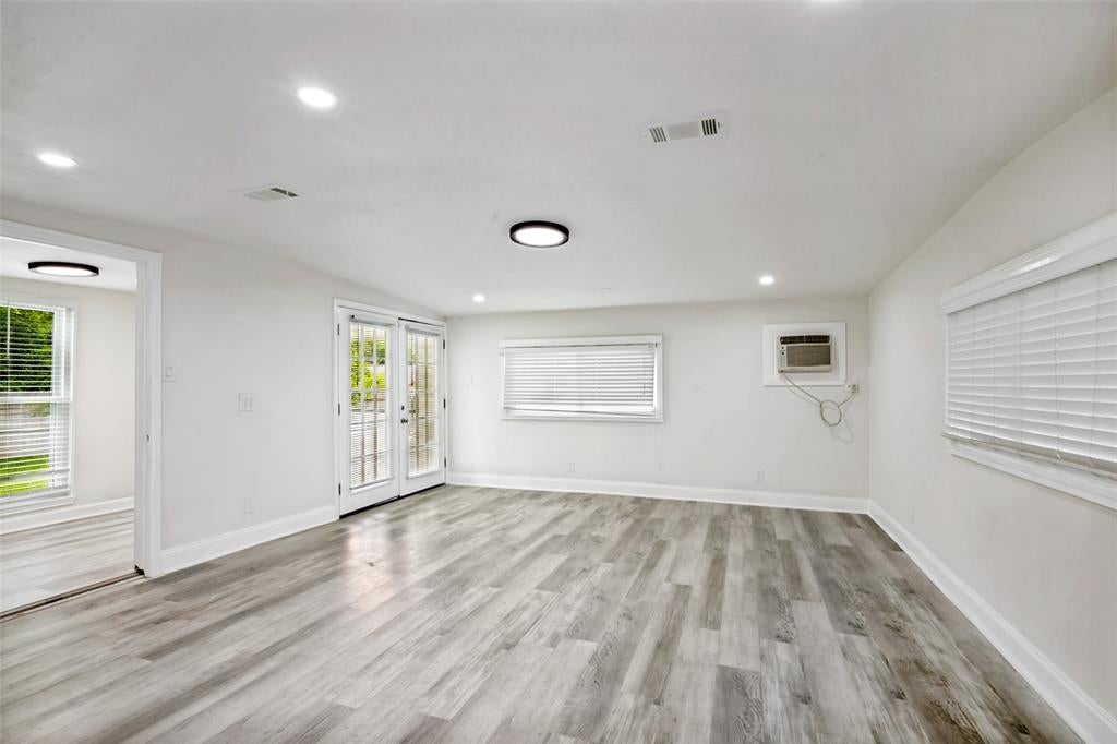708 Glen Rock Pl, Arlington, TX 76014 photo