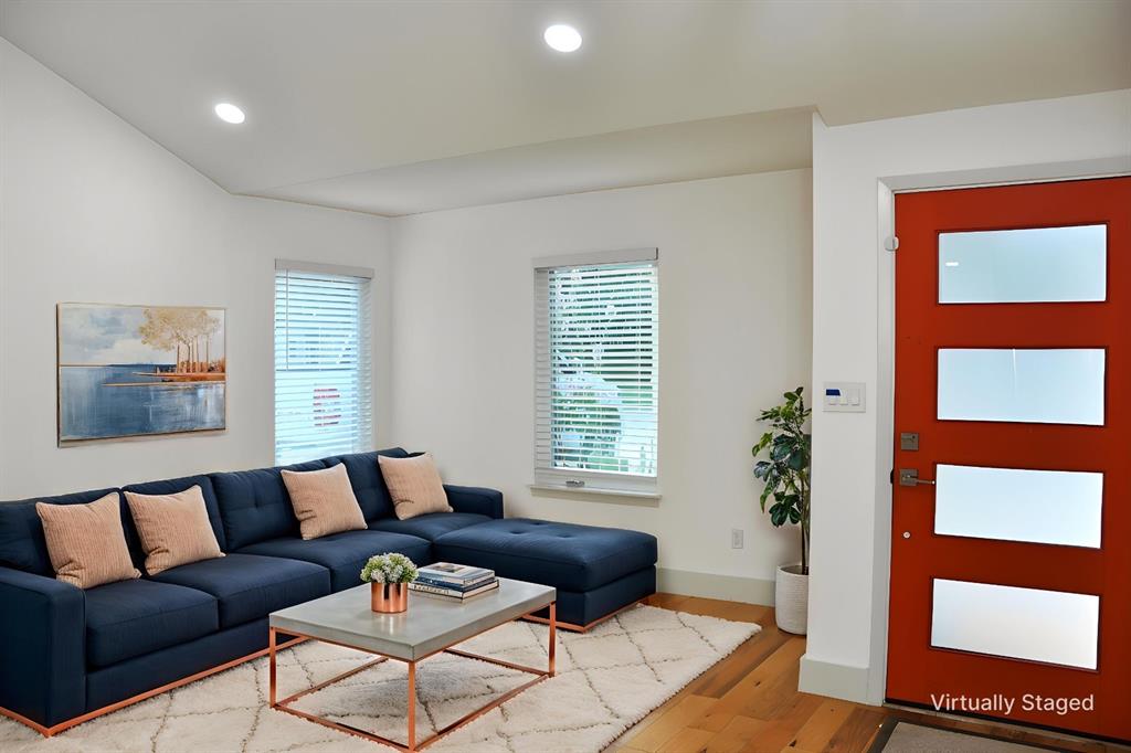 8722 Angora St, Dallas, TX 75218 photo
