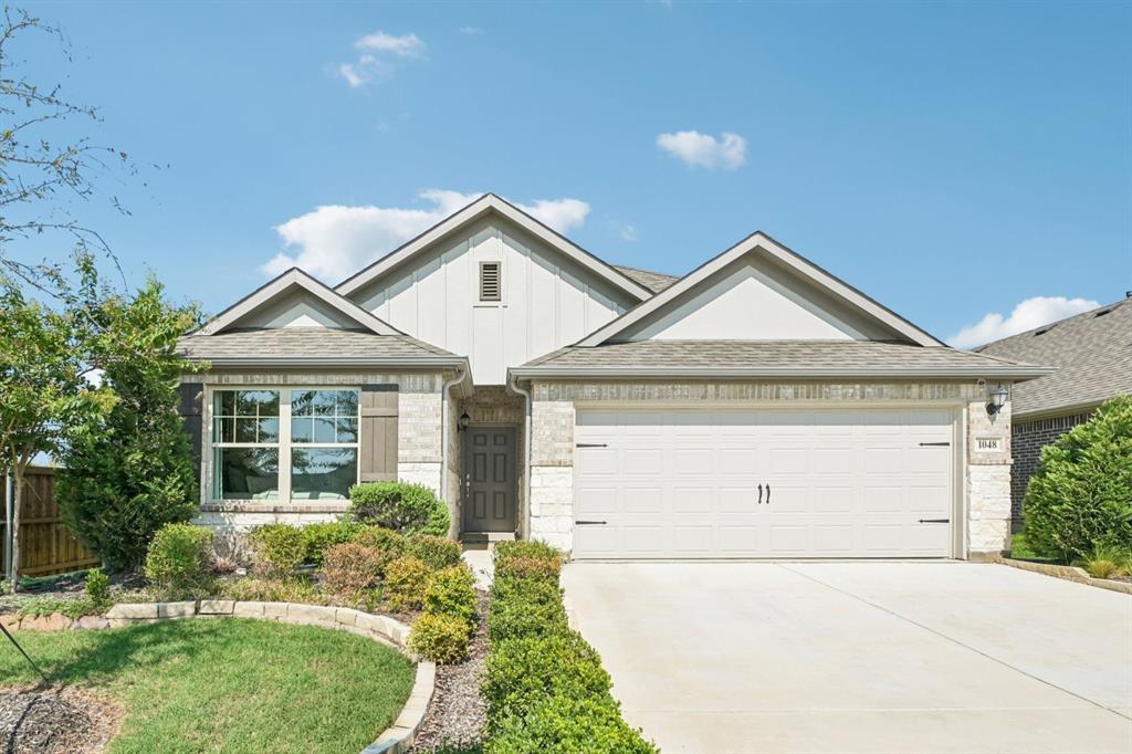 1048 Tarryhill Dr, Crowley, TX 76036