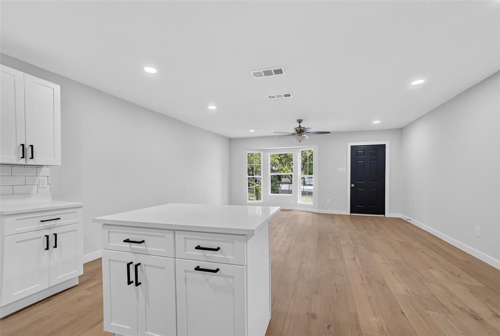 2607 W Lovers Ln, Dallas, TX 75235 photo