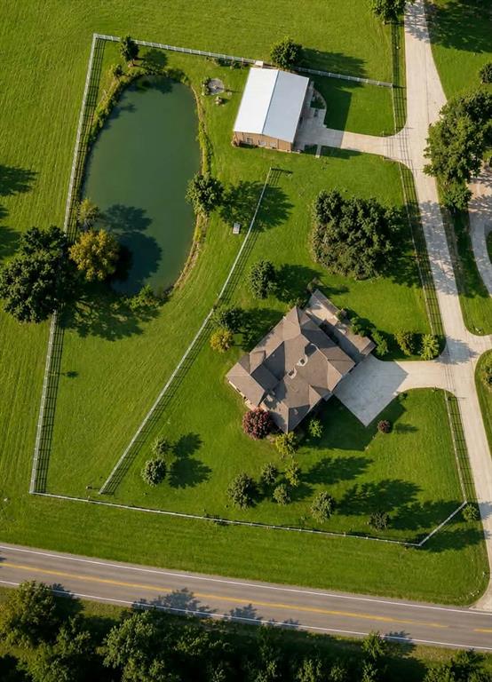 3711 Dove Creek Rd, Cleburne, TX 76031 photo