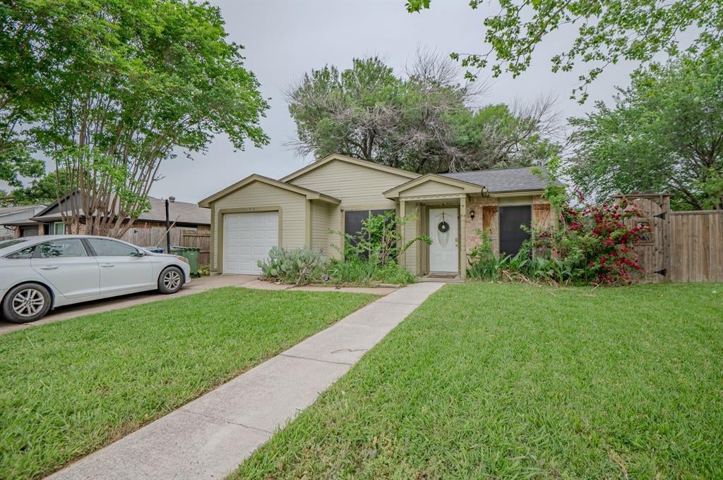 4220 Malone Ave, The Colony, TX 75056