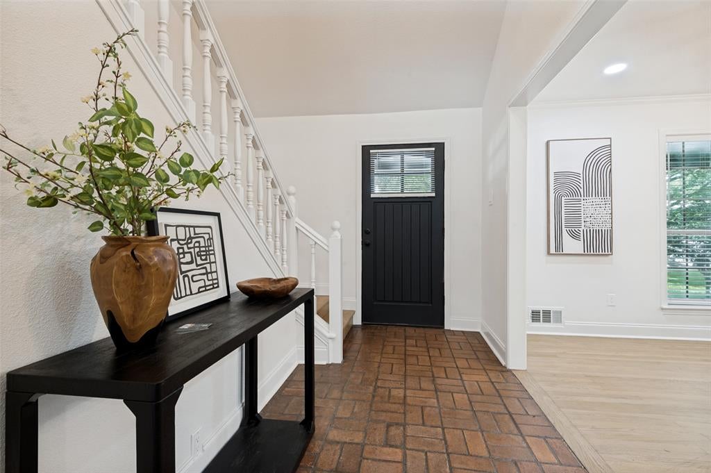 10830 Ferndale Rd, Dallas, TX 75238 photo