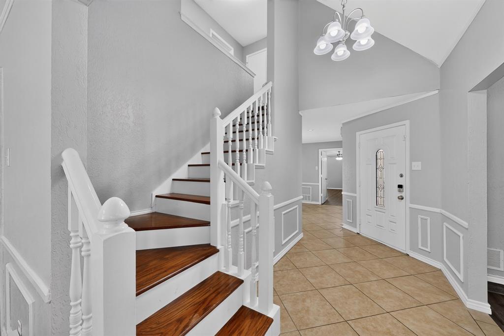 1380 Green Hills Ct, Duncanville, TX 75137 photo