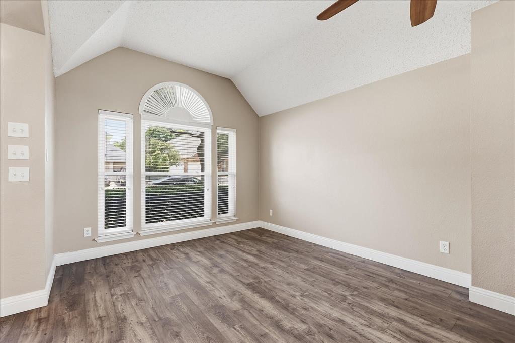 5541 Cranberry Dr, Fort Worth, TX 76137 photo