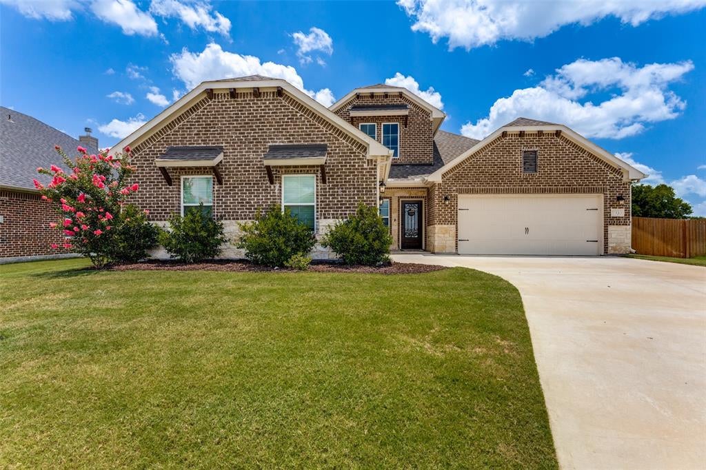 1933 Dione Pl, Haslet, TX 76052