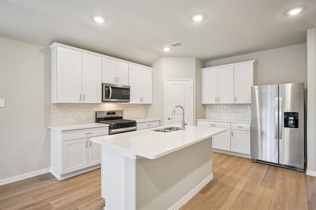 6207 Castamere Dr, Princeton, TX 75071