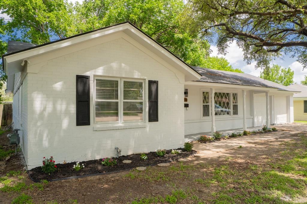 5808 Wales Ave, Fort Worth, TX 76133 photo