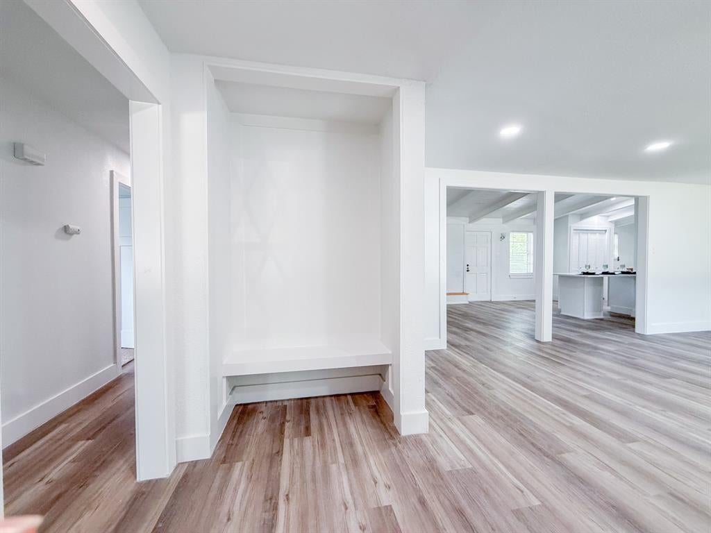 5808 Wales Ave, Fort Worth, TX 76133 photo