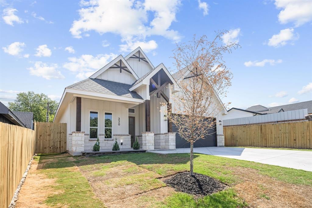 3203 NW 33 St, Fort Worth, TX 76106 photo