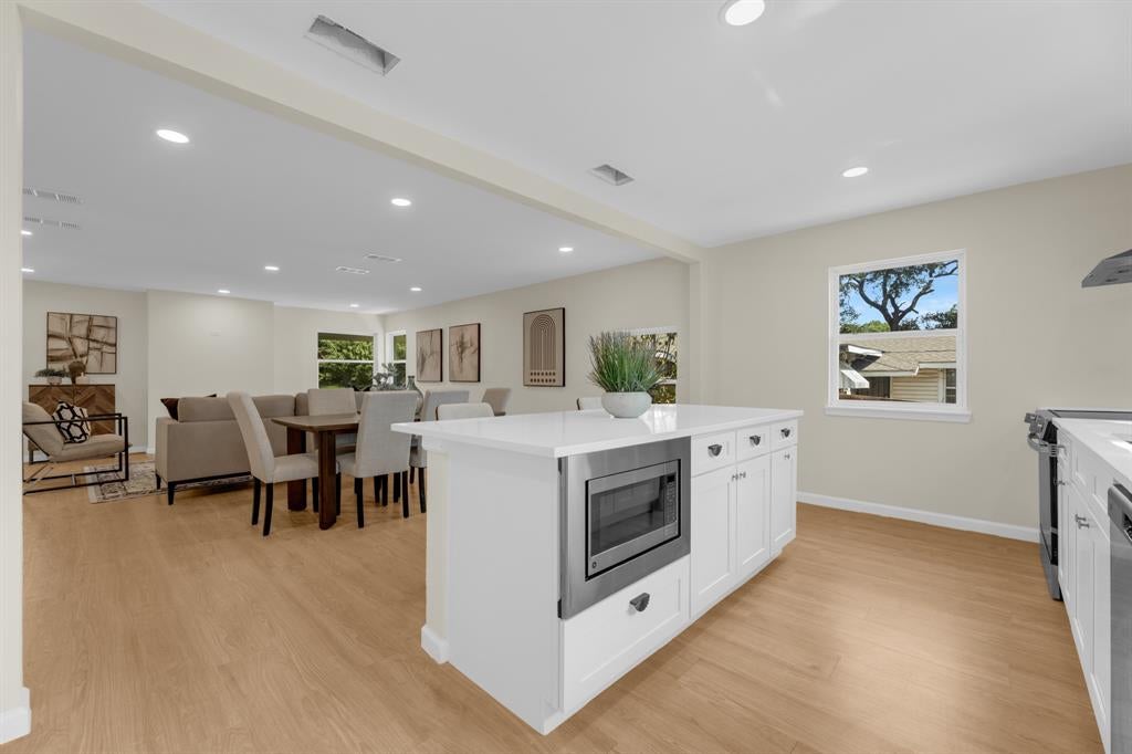 1820 Cedar Crest Blvd, Dallas, TX 75203 photo