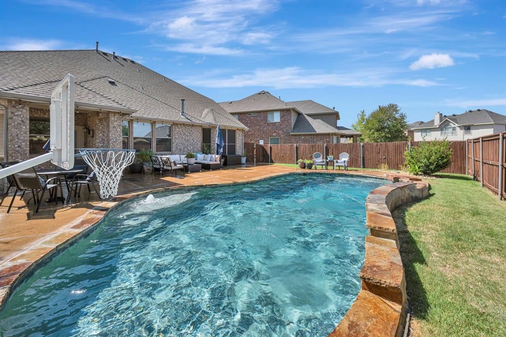 12745 Welsh Walk, Fort Worth, TX 76244 photo