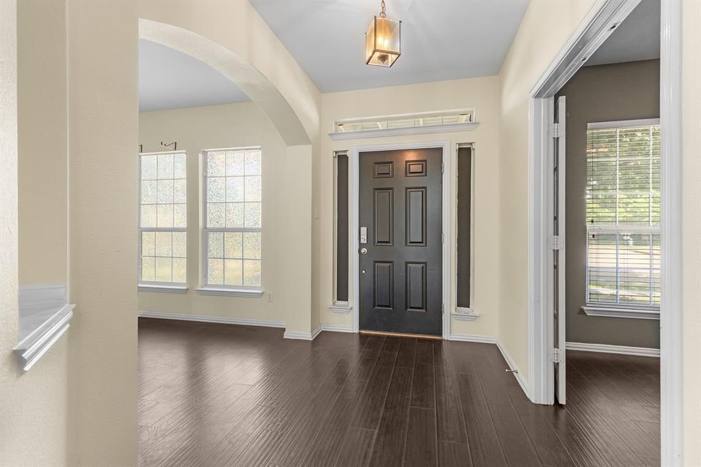 1411 Bristol Ln, Providence Village, TX 76227 photo