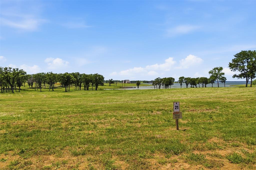 215 Lakeshore Terrace, Windom, TX 75492 photo