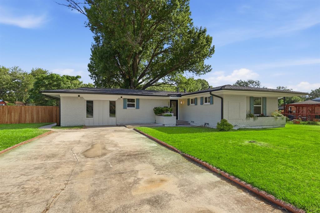 385 Crockett, Lewisville, TX 75057 photo