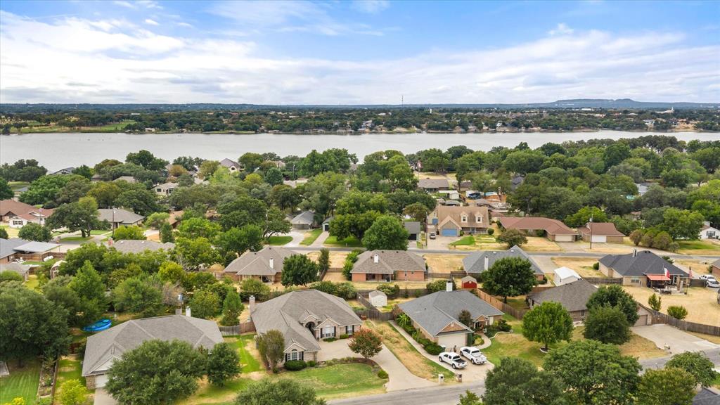 313 Casas De North St, Granbury, TX 76049 photo