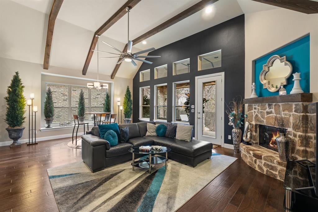 4711 Taylor Ln, Grapevine, TX 76051