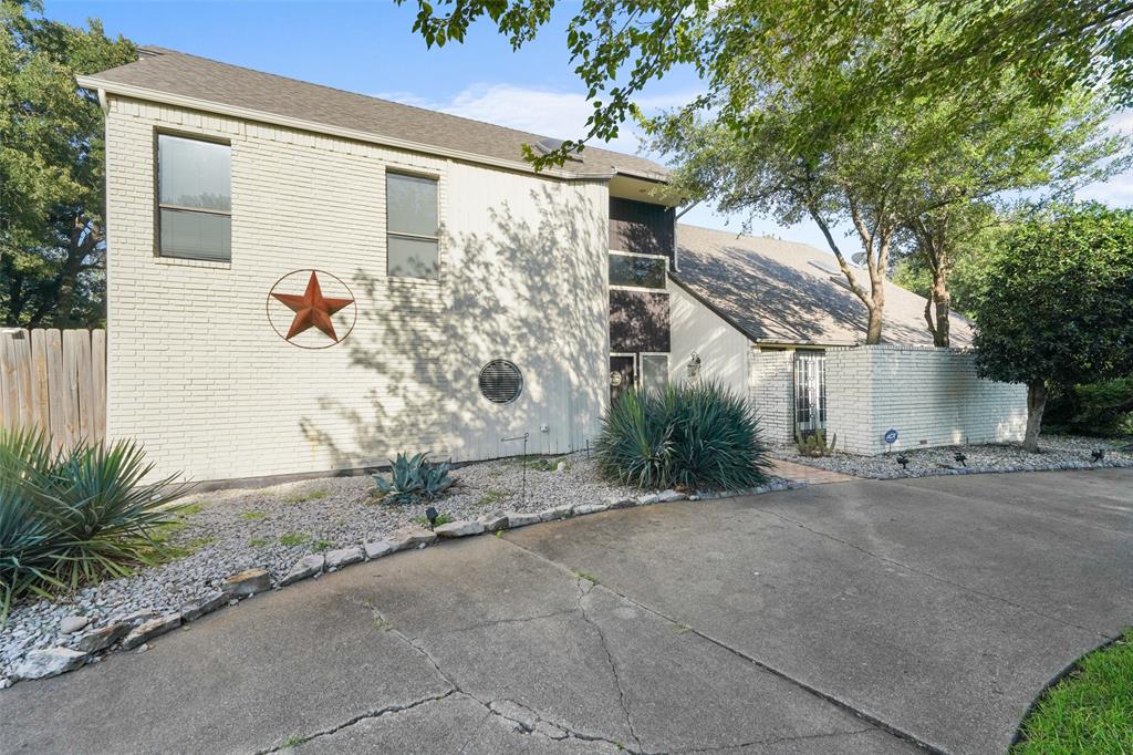 5107 Racquet Club Dr, Arlington, TX 76017 photo