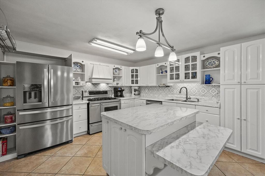 3411 Kenwood Way, Garland, TX 75041 photo