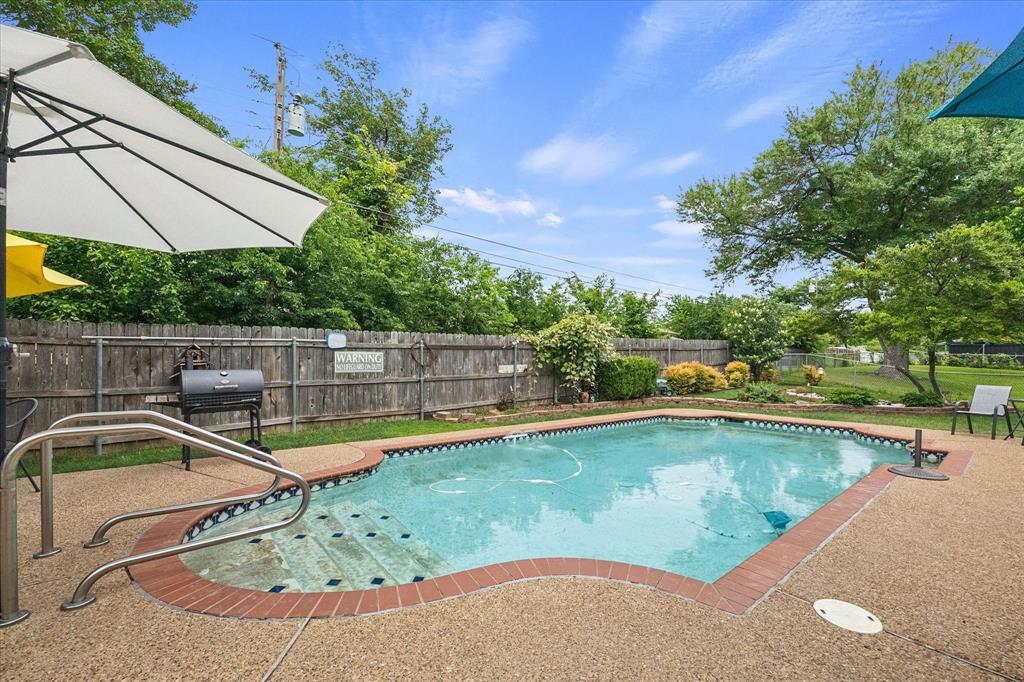 3411 Kenwood Way, Garland, TX 75041 photo