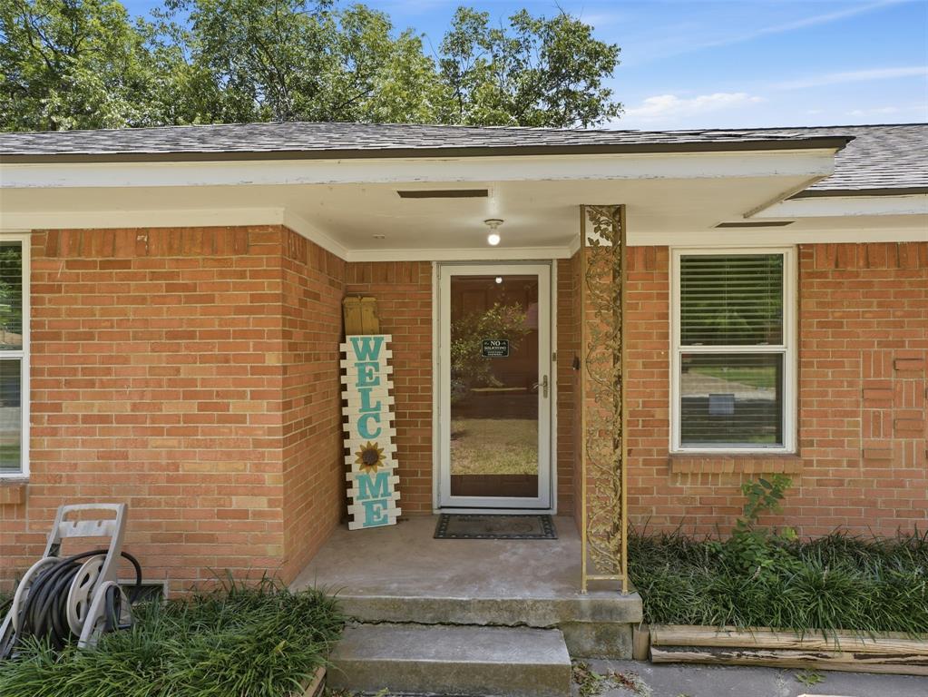 532 Lindenwood Dr, Lancaster, TX 75134